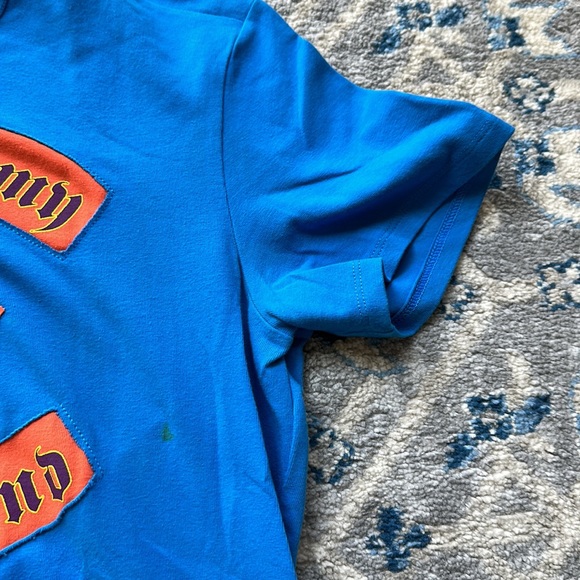 Versus by Versace “Say Hello to my Little Friend” T-Shirt in Blue and Orange - Picture 5 of 10